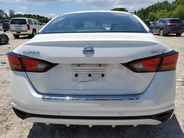 1N4BL4DV6NN329749 - 2022 NISSAN ALTIMA SV WHITE photo 6