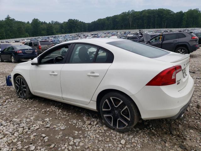 YV140MTL3J2462759 - 2018 VOLVO S60 DYNAMIC WHITE photo 2