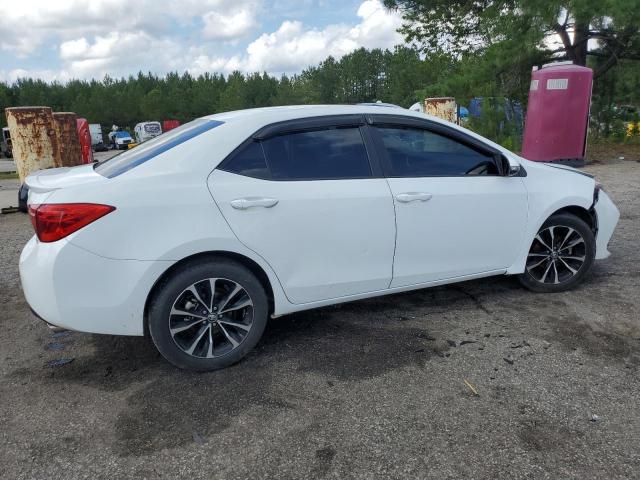 5YFBURHE5JP779923 - 2018 TOYOTA COROLLA L Ақ фото 3