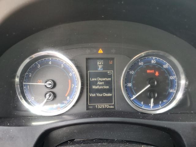 5YFBURHE5JP779923 - 2018 TOYOTA COROLLA L Ақ фото 9