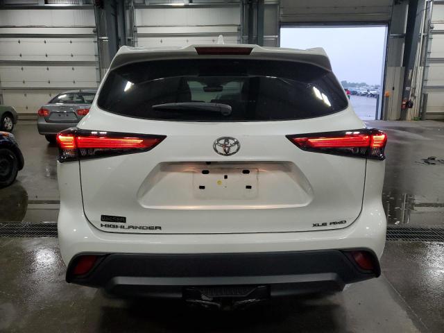 5TDGZRBH7MS529296 - 2021 TOYOTA HIGHLANDER XLE WHITE photo 6