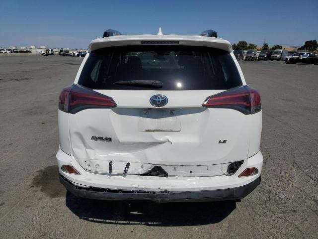 JTMZFREV3HJ715696 - 2017 TOYOTA RAV4 LE 白色 照片 6