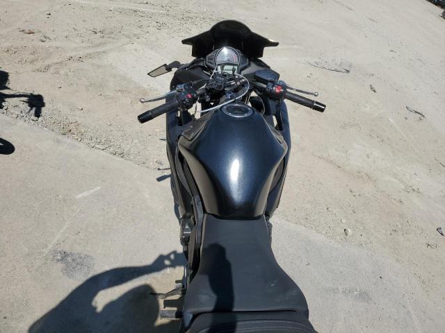 JKAEXEE12DDA13571 - 2013 KAWASAKI EX650 E BLACK photo 6