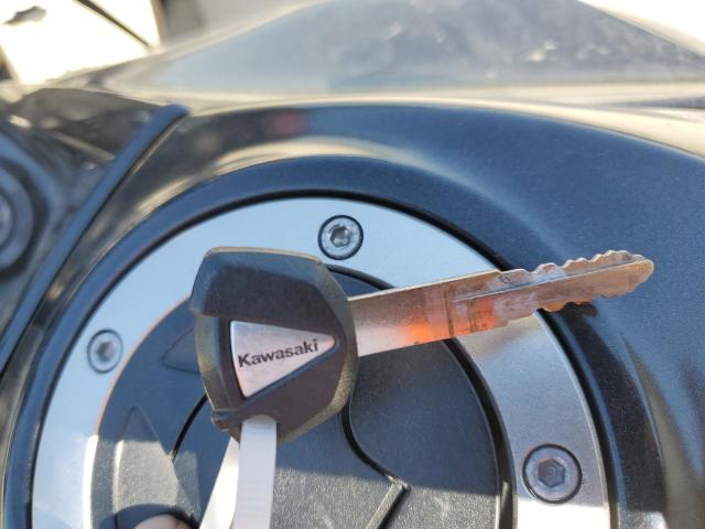 JKAEXEE12DDA13571 - 2013 KAWASAKI EX650 E BLACK photo 8