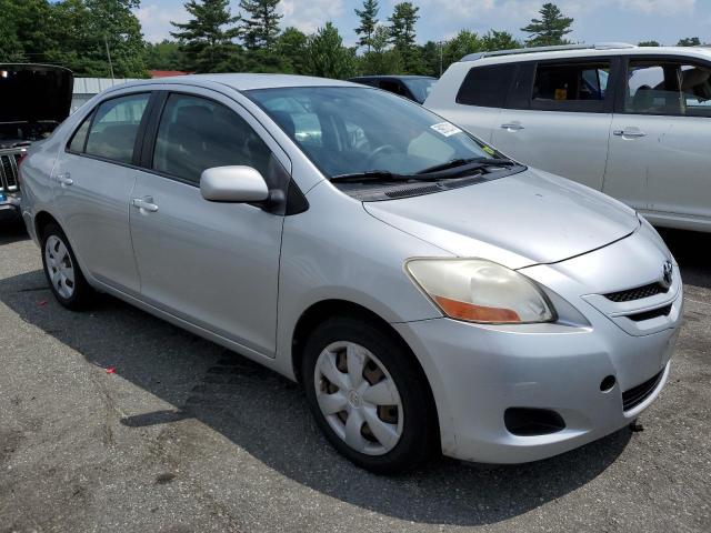 JTDBT923174000278 - 2007 TOYOTA YARIS SILVER photo 4