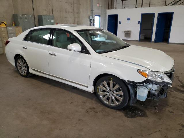 4T1BK3DB3BU381673 - 2011 TOYOTA AVALON BASE WHITE photo 4