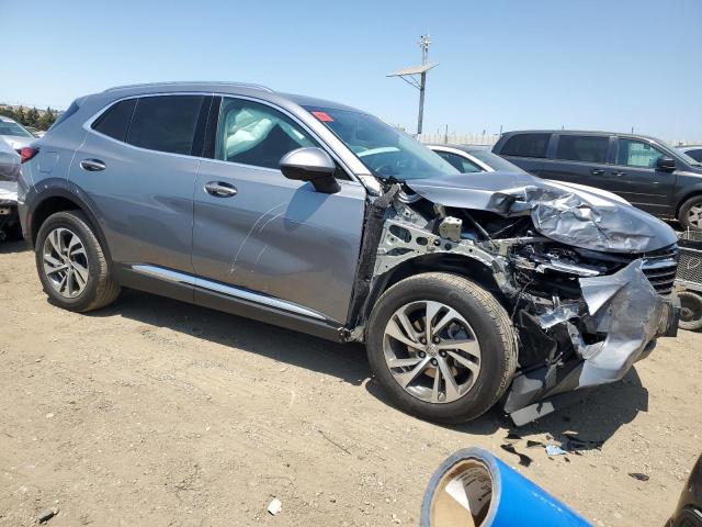 LRBFZNR4XND049448 - 2022 BUICK ENVISION ESSENCE رمادي صورة 4