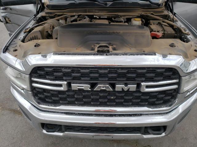 3C6UR5DL2NG296805 - 2022 RAM 2500 BIG HORN/LONE STAR SILVER photo 11