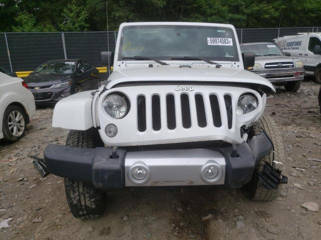 1C4GJWBG2FL736566 - 2015 JEEP WRANGLER SAHARA WHITE photo 5