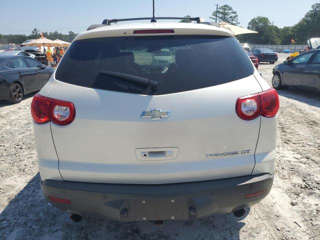 1GNKRLED5CJ268141 - 2012 CHEVROLET TRAVERSE LTZ WHITE photo 6