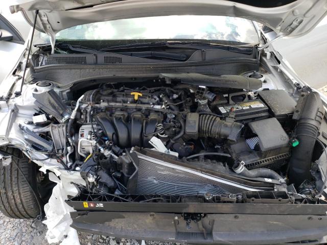 3KPF34AD9KE042025 - 2019 KIA FORTE GT LINE SILVER photo 11