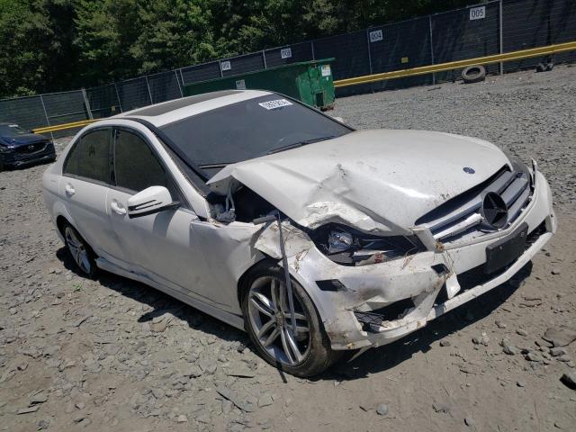 WDDGF4HB7DR255441 - 2013 MERCEDES-BENZ C 250 WHITE photo 4