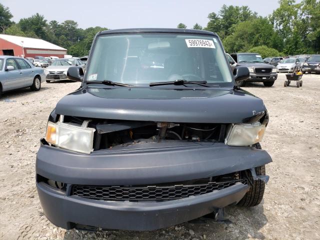 JTLKT324940157909 - 2004 TOYOTA SCION XB BLACK photo 5