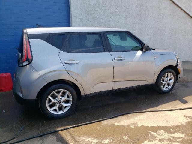 KNDJ23AU2P7852823 - 2023 KIA SOUL LX GRAY photo 3