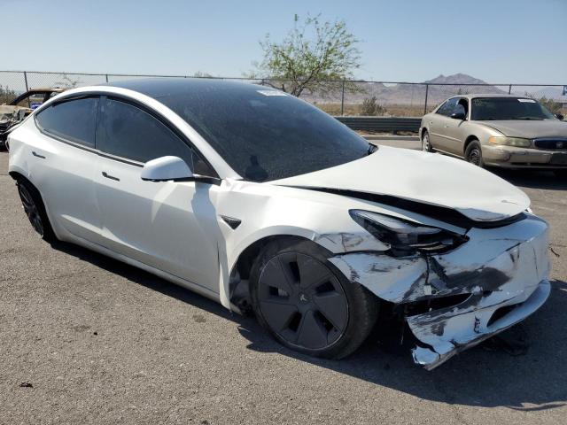 5YJ3E1EA9PF605054 - 2023 TESLA MODEL 3 WHITE photo 4