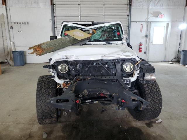 1C4HJXDN8JW324407 - 2018 JEEP WRANGLER U SPORT Blanco foto 5