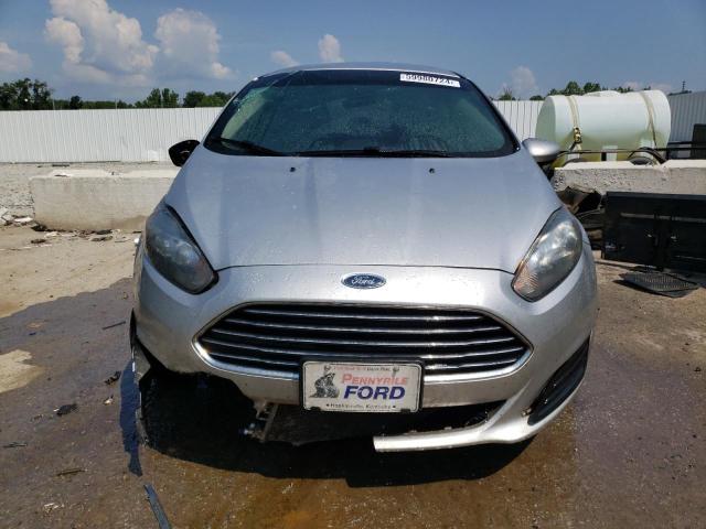 3FADP4BJ8KM164726 - 2019 FORD FIESTA SE SILVER photo 5