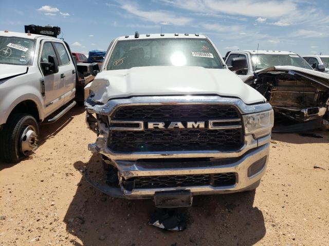 3C6UR5HJ4NG253821 - 2022 RAM 2500 TRADESMAN WHITE photo 5