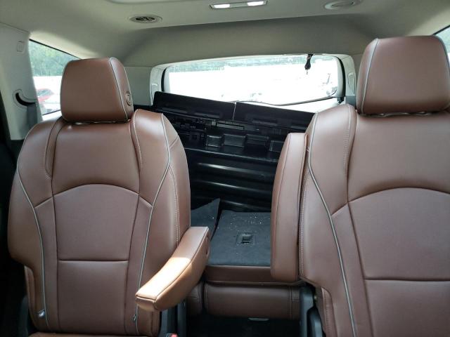 5GAEVCKW0JJ198084 - 2018 BUICK ENCLAVE AVENIR WHITE photo 10