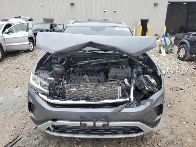 1V26E2CA0LC210000 - 2020 VOLKSWAGEN ATLAS CROS SE Gris photo 5
