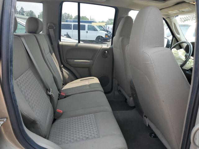 1J4GL38K25W688658 - 2005 JEEP LIBERTY RENEGADE 棕色 照片 10