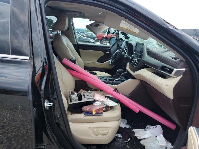 5TDGZRAH2MS521284 - 2021 TOYOTA HIGHLANDER XLE BLACK photo 7