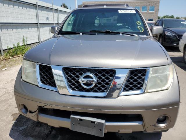 5N1AR18W86C647273 - 2006 NISSAN PATHFINDER LE BROWN photo 5