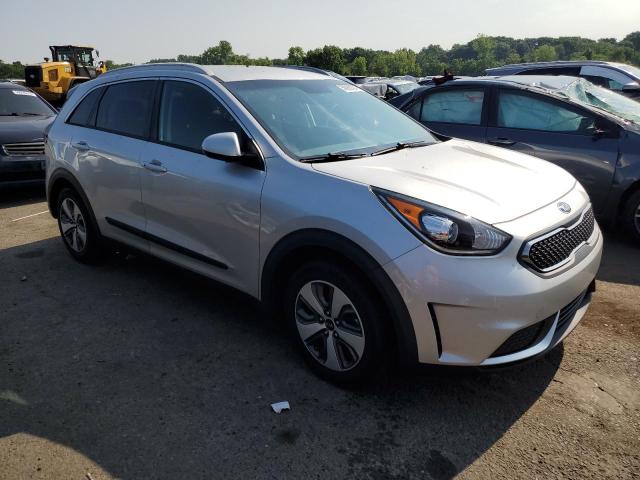 KNDCB3LC1K5351892 - 2019 KIA NIRO FE SILVER photo 4