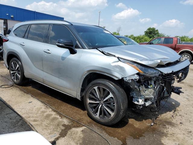 5TDLZRBHXMS095129 - 2021 TOYOTA HIGHLANDER XSE SILVER photo 4