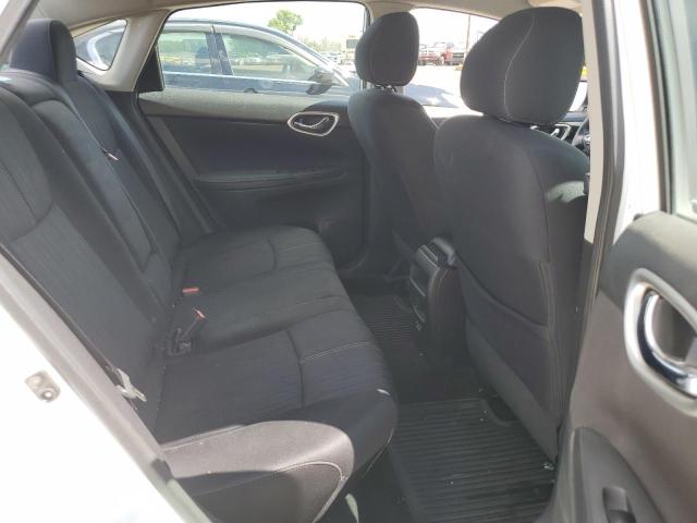 3N1AB7AP9JY320995 - 2018 NISSAN SENTRA S WHITE photo 10