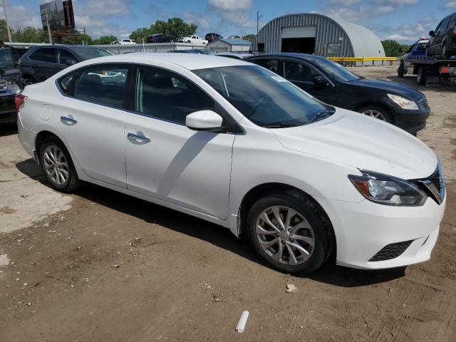 3N1AB7AP9JY320995 - 2018 NISSAN SENTRA S WHITE photo 4