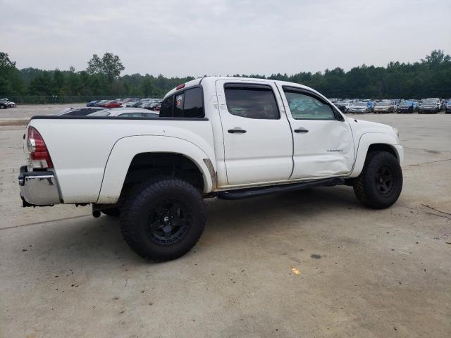 5TFJU4GN0DX046670 - 2013 TOYOTA TACOMA DOUBLE CAB PRERUNNER WHITE photo 3