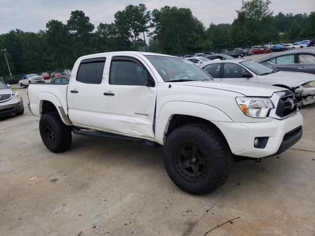 5TFJU4GN0DX046670 - 2013 TOYOTA TACOMA DOUBLE CAB PRERUNNER WHITE photo 4