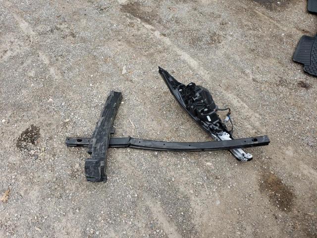 5YFB4RBE7LP007886 - 2020 TOYOTA COROLLA SE RED photo 12