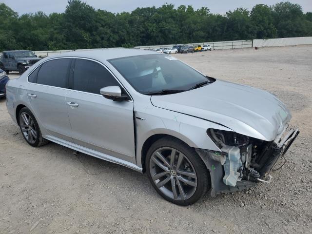 1VWDT7A34HC083286 - 2017 VOLKSWAGEN PASSAT R-LINE ვერცხლისფერი ფოტო 4