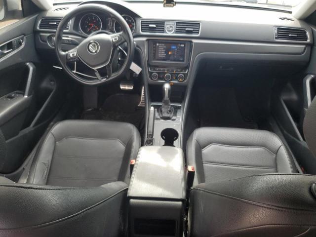 1VWDT7A34HC083286 - 2017 VOLKSWAGEN PASSAT R-LINE ვერცხლისფერი ფოტო 8