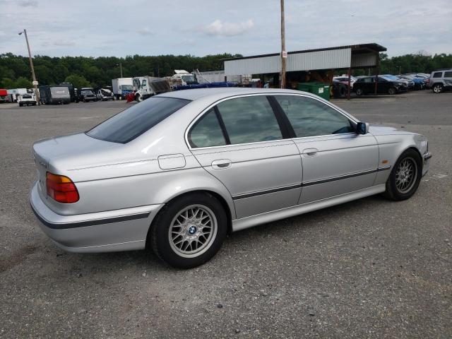 WBADM6330XBY22145 - 1999 BMW 528 I AUTOMATIC SILVER photo 3