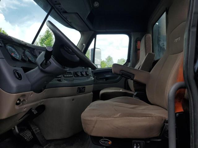 1FUJGEDR6HLHZ7978 - 2017 FREIGHTLINER CASCADIA 1 შავი ფოტო 5