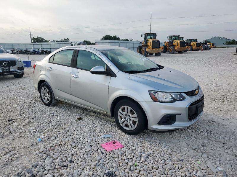 1G1JB5SH1H4177930 - 2017 CHEVROLET SONIC LS SILVER photo 4