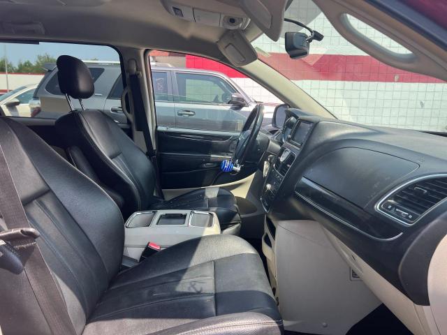 2C4RC1BGXER209239 - 2014 CHRYSLER TOWN & COU TOURING 红色 照片 5