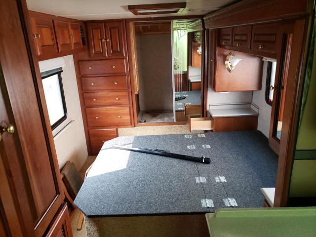 1RF12061211012377 - 2001 ROADMASTER RAIL EXECUTIVE Braun Foto 6