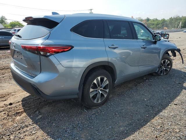 5TDGZRBH2LS004578 - 2020 TOYOTA HIGHLANDER XLE BLUE photo 3