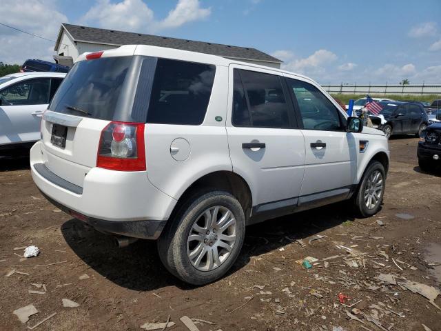 SALFS24N18H037084 - 2008 LAND ROVER LR2 SE TECHNOLOGY WHITE photo 3