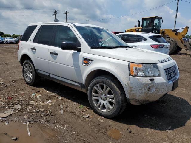 SALFS24N18H037084 - 2008 LAND ROVER LR2 SE TECHNOLOGY WHITE photo 4