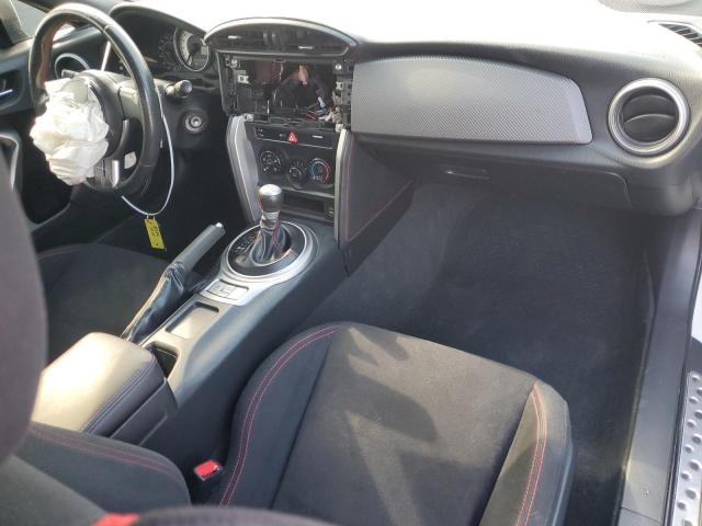 JF1ZNAA14F8701629 - 2015 TOYOTA SCION FR-S 白色 照片 8