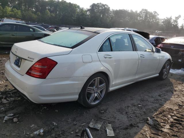 WDDNG9EB6DA510942 - 2013 MERCEDES-BENZ S 550 4MATIC WHITE photo 3