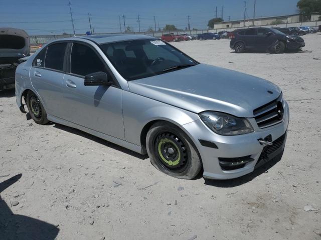 WDDGF4HB6EA935069 - 2014 MERCEDES-BENZ C 250 SILVER photo 4