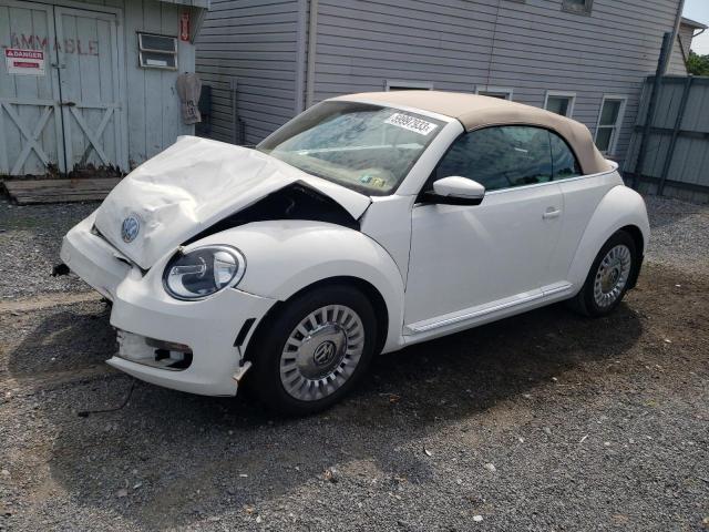 3VW5P7AT0DM823899 - 2013 VOLKSWAGEN BEETLE WHITE photo 1