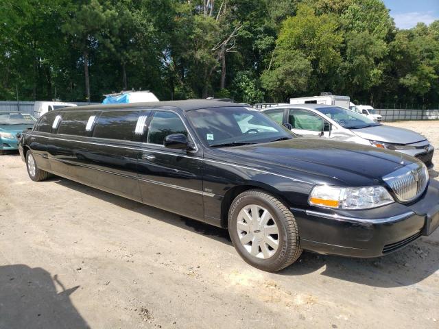 1L1FM81W64Y603927 - 2004 LINCOLN TOWN CAR EXECUTIVE BLACK photo 4