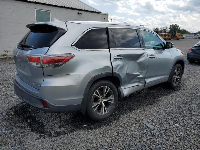 5TDJKRFH9GS501427 - 2016 TOYOTA HIGHLANDER XLE 银色 照片 3